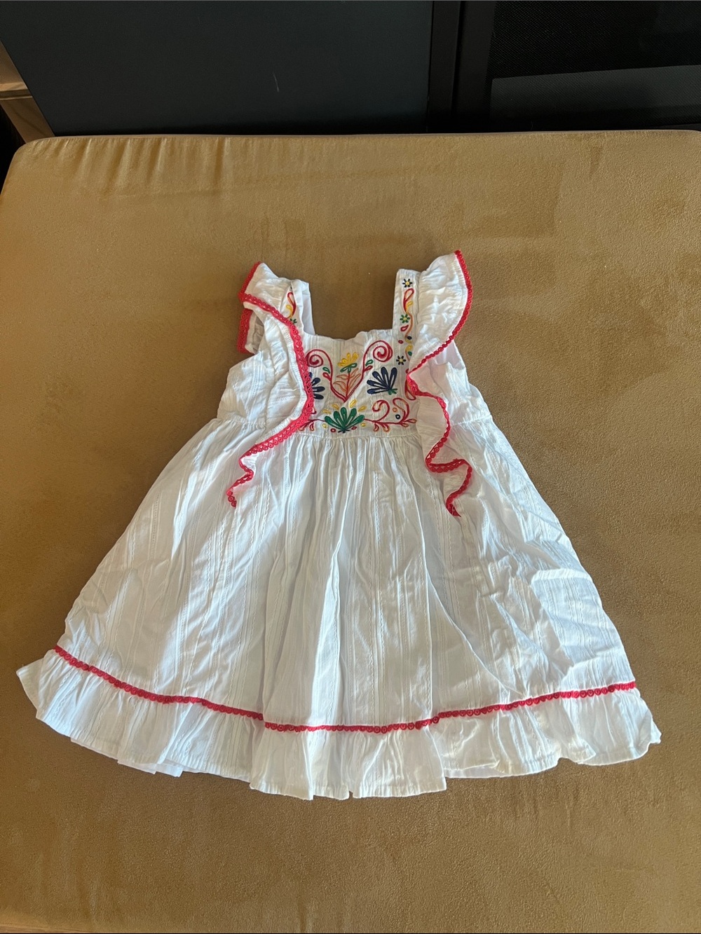 Cynthia Rowley White Dress with Pink Trim and Multicolor Embroidery